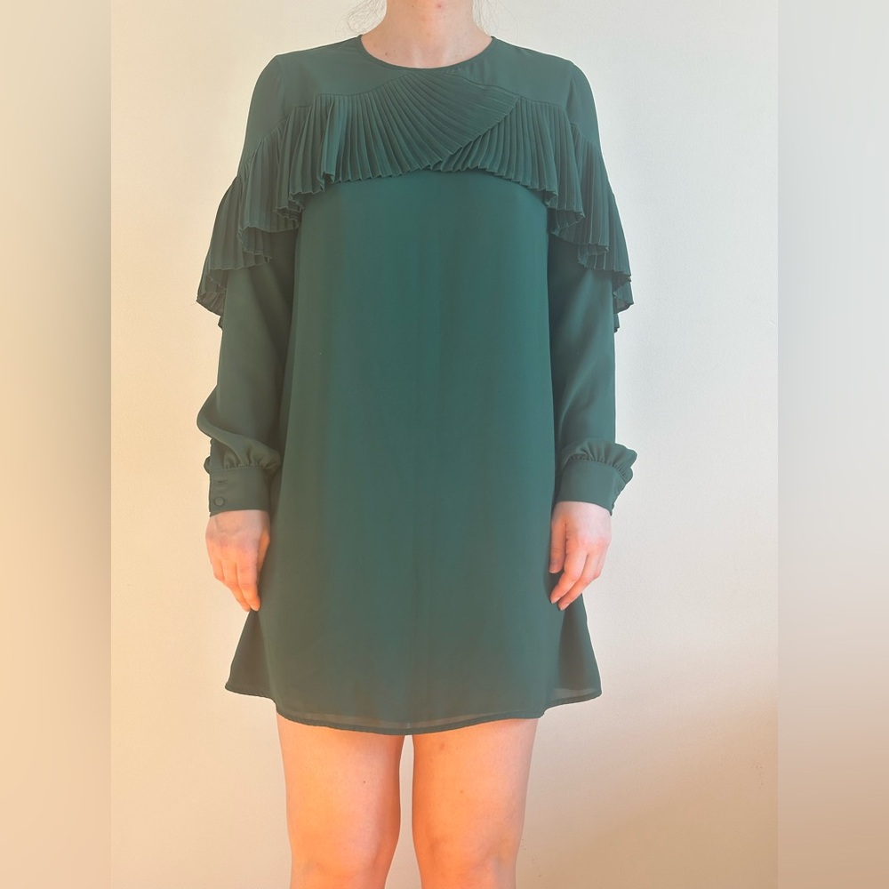 Green Ruffle Dress - Picture 9 of 10